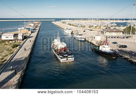 Pescara Harbour