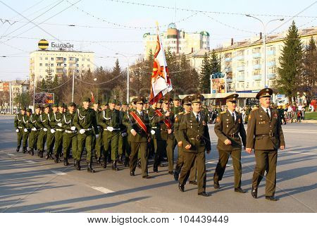 UFA, RUSSIA - MAY 4: Soldiers of Ground Forces of the Russian Federation takes part at the dress rehearsal of Victory Parade on May 4, 2010 in Ufa, Russia.