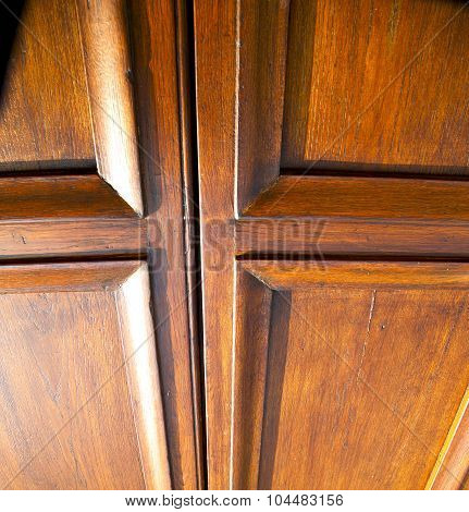 Mozzate Rusty Brass Brown Knocker   Door Curch  Closed Metal Wood Italy  Lombardy   Milan