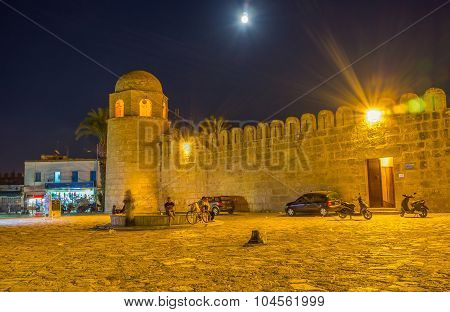 The Evening Mosque