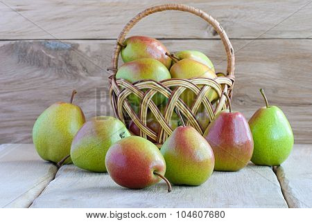 Group Pears On Wooden Boards