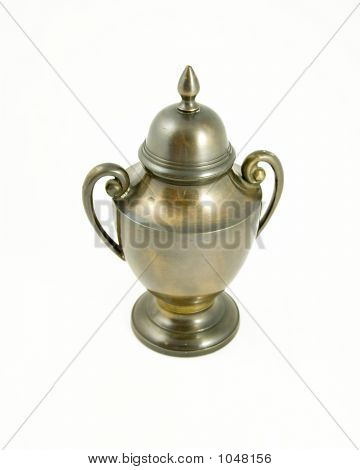 Urna de bronce