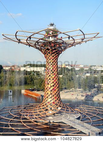 Milan, Italy - 8Th September, 2015. Expo Tree Of Life