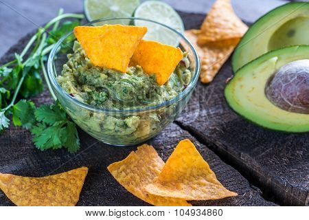 Guacamole With Tortilla Chips