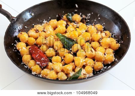 Sundal -South Indian Snack made with boiled chickpeas