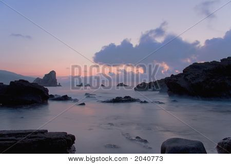 로 엔 산 후안 드 Gaztelugatxe