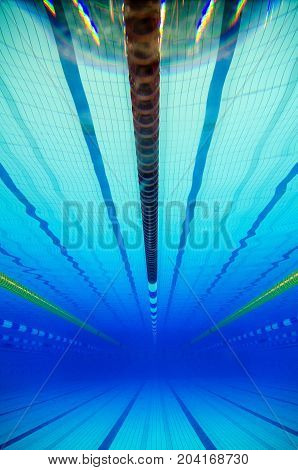 a ampty blue pool for swimming competitions