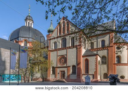 Neumunster church was built in the 11th Century as a Romanesque Basilica Wurzburg Germany