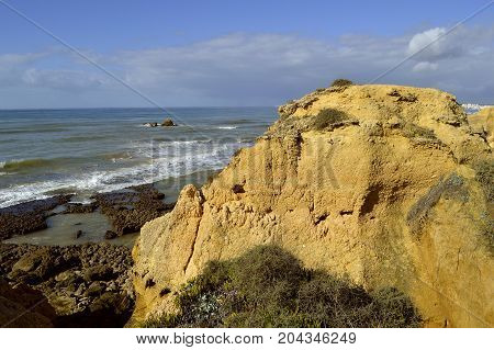 Spectacular rock formations on Sietskes Beach on the Algarve coast