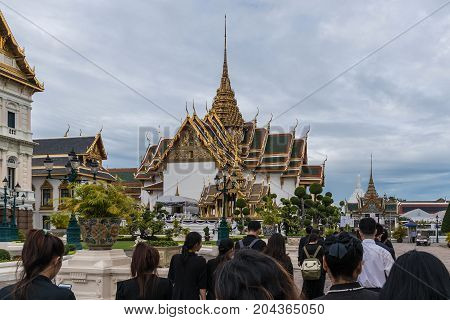 People To Pay And Respect To Thai King Bhumibol