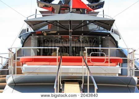 Rød-sort Yacht