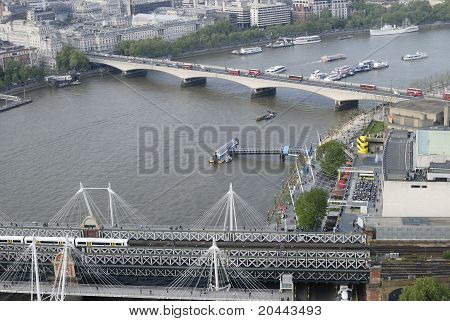 Hungerford & ponti di Waterloo. REGNO UNITO