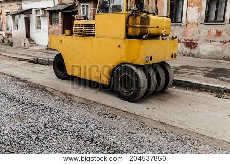 Roller Engineering Vehicle Compact Soil, Gravel, Concrete Or Asphalt During Road Works