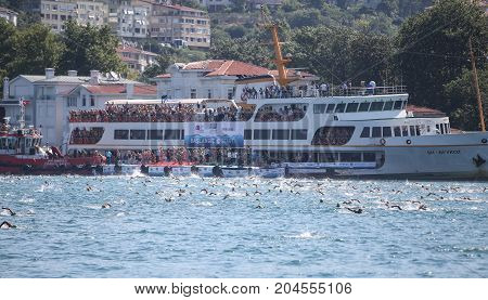 Samsung Bosphorus Cross Continental Swimming Competition 2017