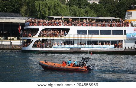 Samsung Bosphorus Cross Continental Swimming Competition 2017
