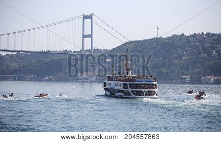 Samsung Bosphorus Cross Continental Swimming Competition 2017