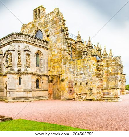 Roslin august 2014 : Rosslyn chaple is located in the village of Roslin and in August it is visited by many tourists and lovers of history because it is well-known for the original and mysterious decorations that are in it