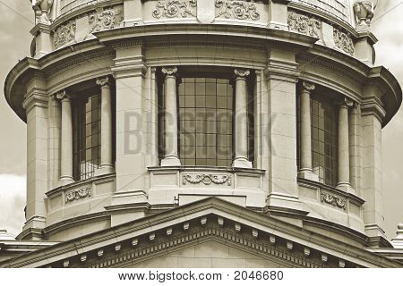 Parlament 세부 사항