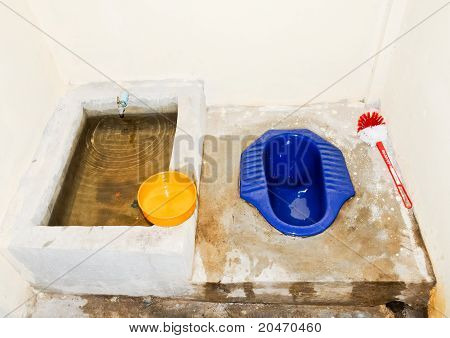 Tradiční thajské WC