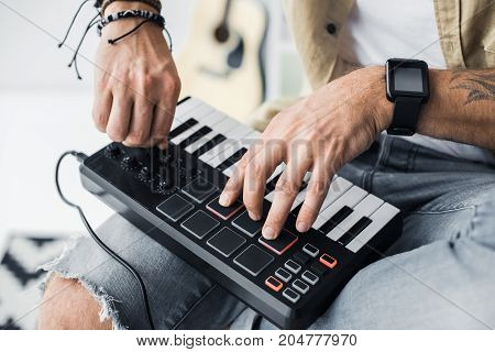 Keyboard Controller