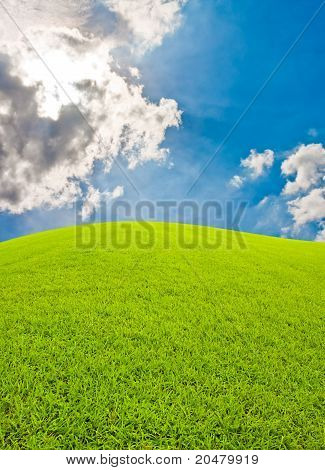 Green Hill og Bkue Sky