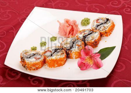 Sushi sulla piastra