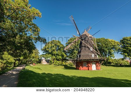 Kastellet (the citadel) is one of the best preserved star fortresses in Northern Europe. A number of buildings are located within the grounds of Kastellet including a church and a windmill.
