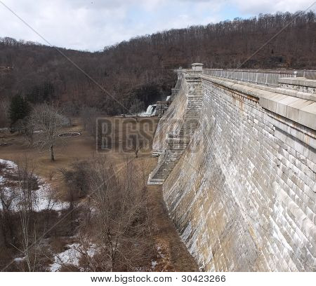 Krotón Gorge Dam