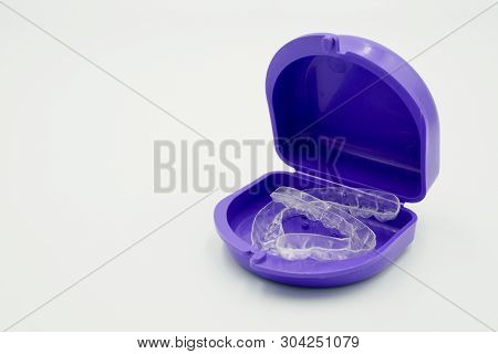 Clear Plastic Retainer Teeth In The Boxset, It's A New Technology Equipment For Orthodontist Give Th