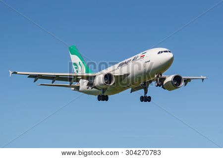 Moscow, Russia - May 19, 2019: Aircraft Airbus A310-304 Ep-mnf Of Mahan Airlines Landing At Vnukovo 