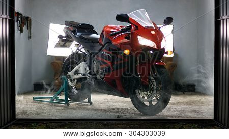 Krasnoyarsk, Russia - May 30, 2019: Red And Black Sportbike Honda Cbr 600 Rr 2005 Pc37 In The Garage