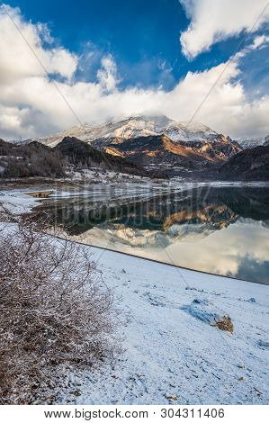 Lake Bubal Mountain Snow Reflection Blue Sky