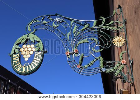 Weinstuben