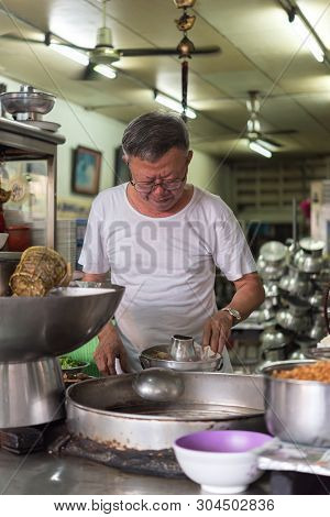 Bangkok, Thailand - March 29, 2019 : Unidentified Asian Chef Cooking A Noodle Soup With Meat Ball (k