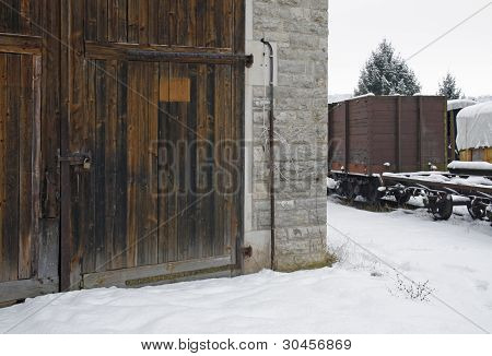 Gamle Railroad Depot og togvogne