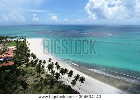 Paradisiac Beach With Crystal Water. Brazillian Caribbean. Carneiros Beach, Pernambuco, Brazil. Trav