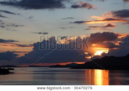 Norwegen-Sonnenuntergang