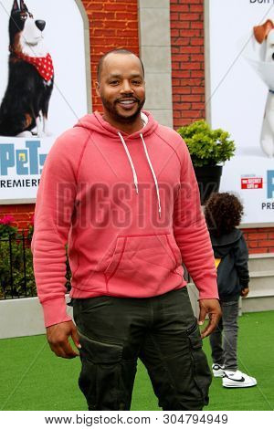 LOS ANGELES - JUN 2:  Donald Faison at the 