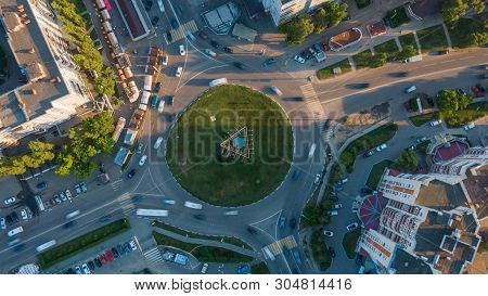Aerial 4k Top View Of Traffic In A Circle