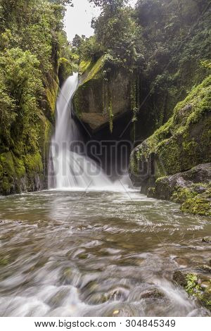 Waterfall Savegre River, Los Quetzales National Park San Gerardo De Dota, Costa Rica