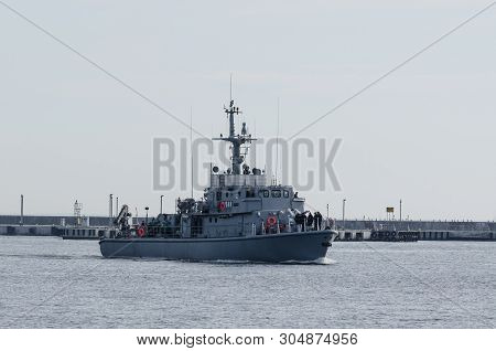 Gdynia, Pomerania Region / Poland - 2019: The Minesweeper Of The Polish Navy Maneuvers In The Naval 