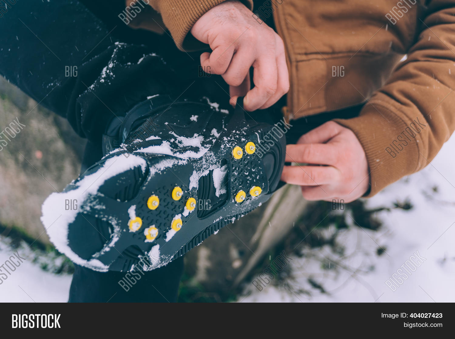 mono ice shoes