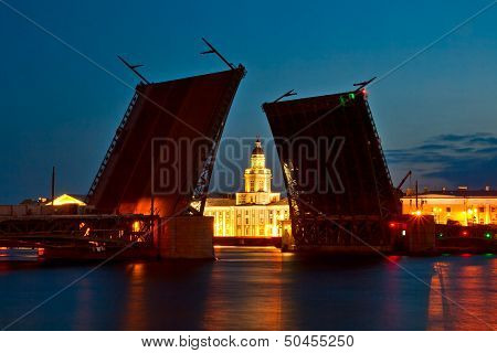 The Raised Palace Bridge, St.-petersburg