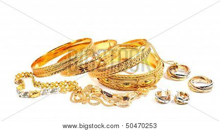 Woman's jewelry