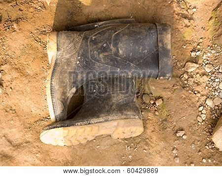 Trail Guides Muddy Boots