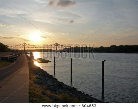 Sonnenuntergang auf dem Mississippi