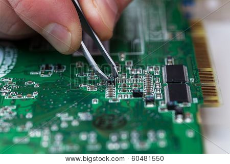Microchip Fixing