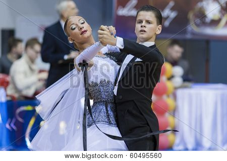 Minsk-belarus, February, 9: Unidentified Dance Couple Performs Youth-2 Standard Program On Ogni Stol