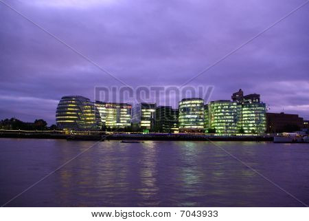 Kancelářské budovy