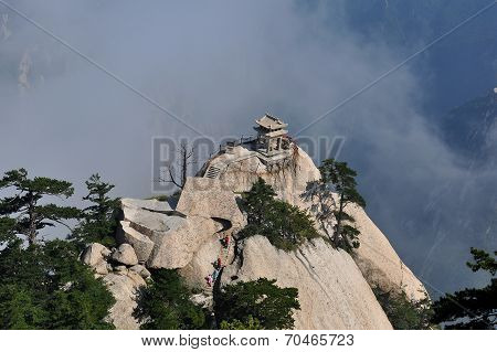 Huashan East Peak scenery